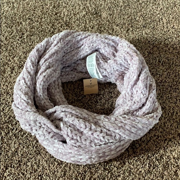 American Eagle Outfitters Accessories - American Eagle Infinity Scarf